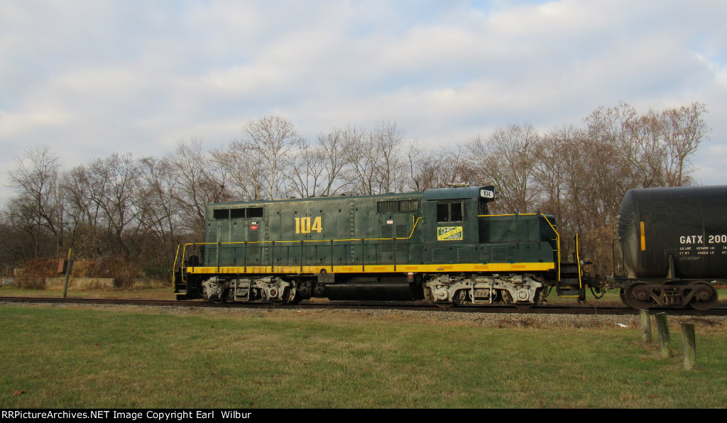 Ohio South Central Railroad (OSCR) 104